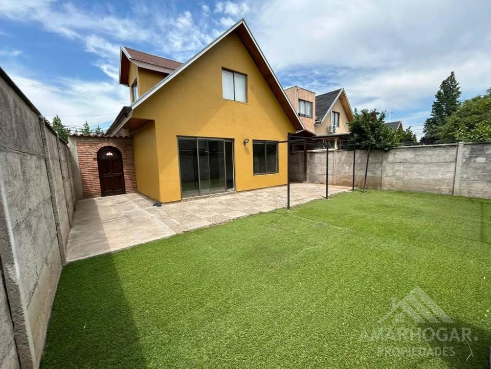 Hermosa casa alto lo castillo